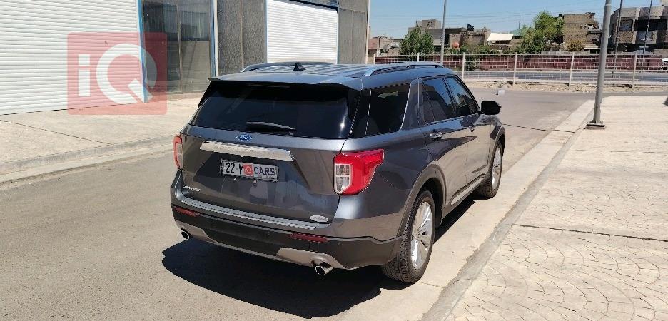 Ford Explorer